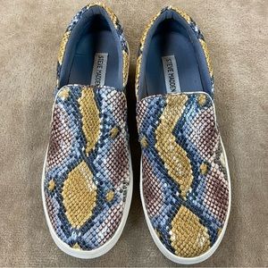 Steve Madden Women’s Slip-On Snakeskin Sneaker Size 8.5